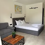 Hotel The Olive Hills *